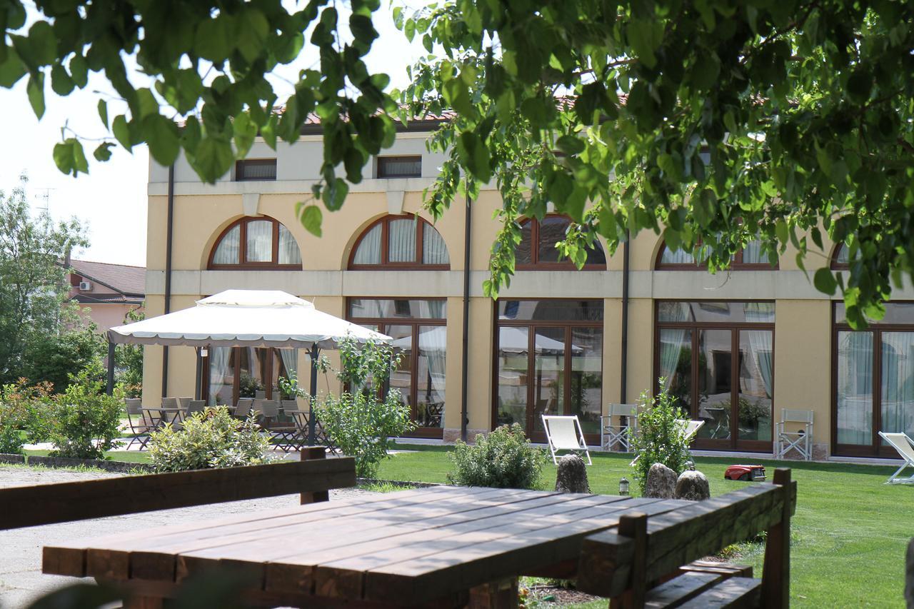 Agriturismo Otto Ducati D'Oro Изола дела Скала Екстериор снимка